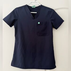 Top/haut Garde-Malade